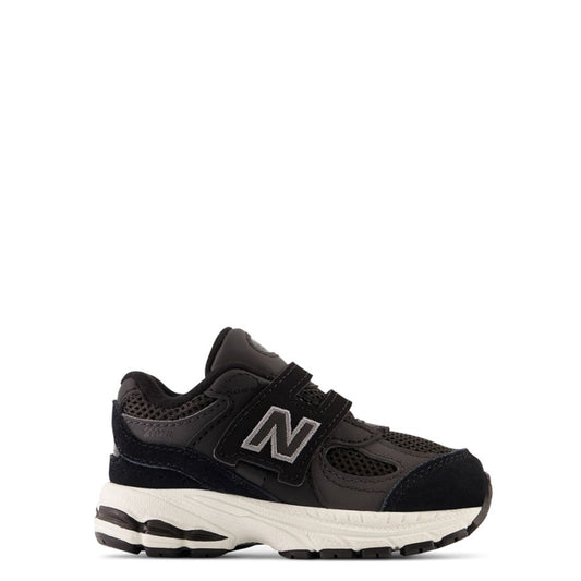 New Balance IV2002 - Black Phantom